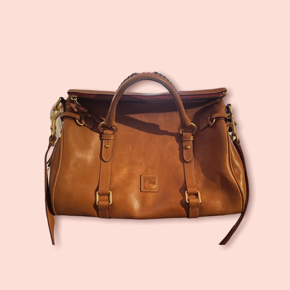 Dooney and Bourke medium Florentine satchel. Used 3 times.